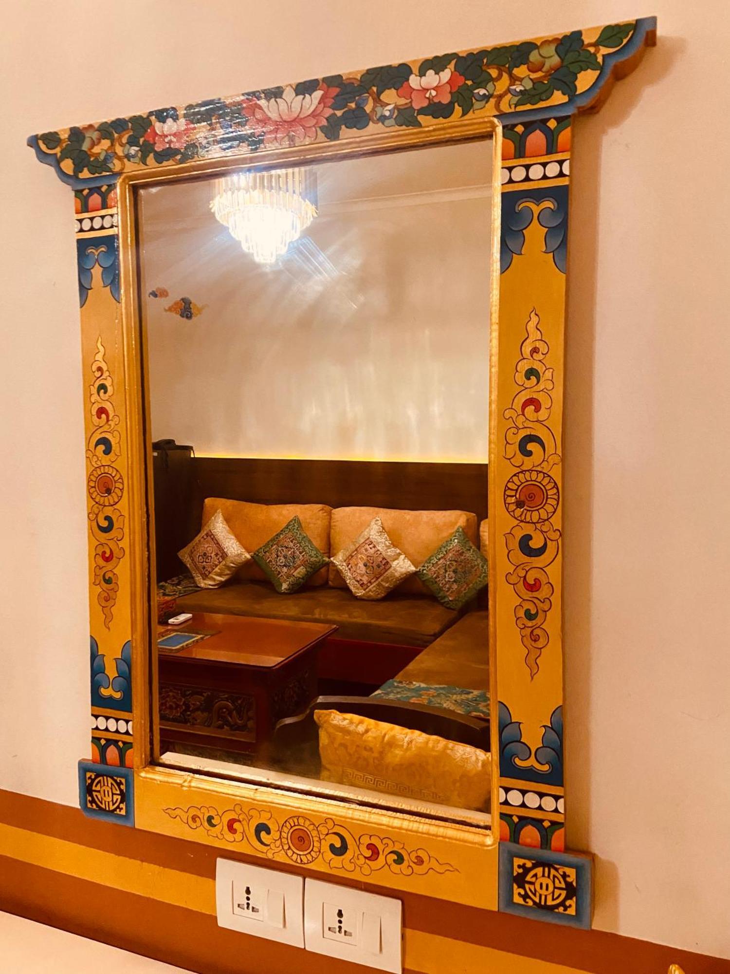 Three Jewels Boutique Hotel Pokhara Exteriör bild